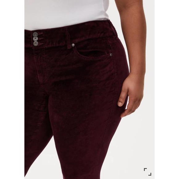 💜3/$25💜 Torrid 14 / 14W Short Velveteen Skinny Jean Burgundy Wine Velvet $88 - Picture 5 of 15